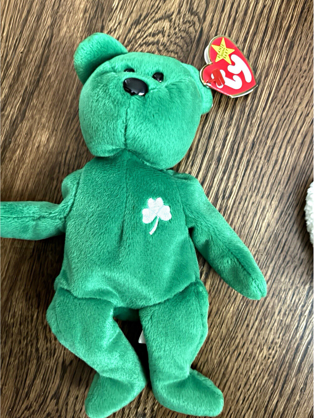 Ty Beanie Baby Erin Bear Green Plush Shamrock Clover Chest, 1997 Vintage